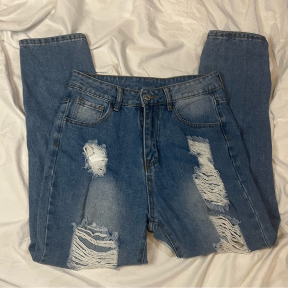 Distressed Boyfriend jeans from Amazon, size 26 - Picture 4 of 4